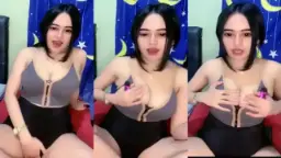 Arum Cantik Mulus, Siap Dimainin Sampe Basah Kuyup, Badan Mulusnya Bikin Pengen Jilat Dari Ujung Rambut Sampe Ujung Kaki.
