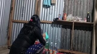 Brengsek! Si Miskin Bercinta Dengan Adik Istrinya Di Sebuah Adegan Seks India Yang Bikin Nafsu.