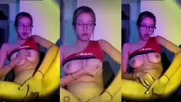 Mahasiswi Cantik Lagi Colmek Live Di Telegram, Bikin Keluar Air Liur