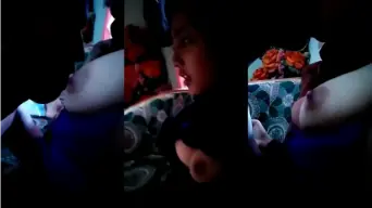 Nenen Toket Gede Pacar Berhijab, Bibir Merah Basah Siap Digoyang Di Atas Ranjang