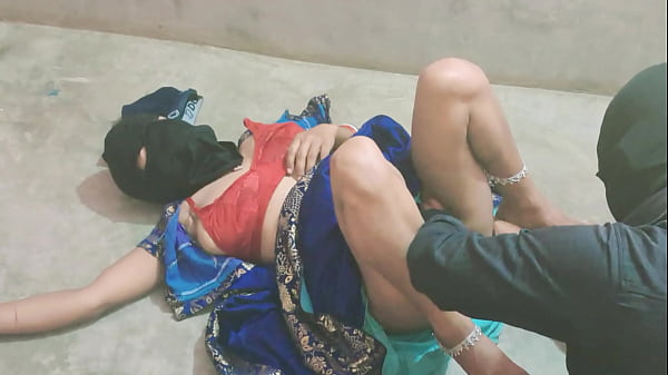 Goyangan Susu Besar Janda Desa Ngewe Ngangkang Di Rumah Sendiri