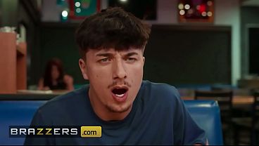 Dua Cewek Nakal, Willow Ryder & Skyla Sun, Pamerin Tits Dan Ass Sambil Main Waffles Di Brazzers – Masuk Xvpromo Di Situs Resmi Biar Dapet Diskon Mesum.