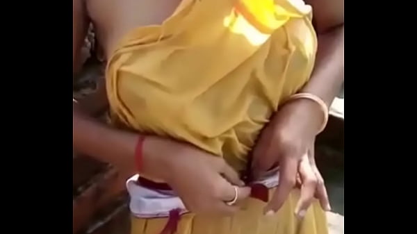 Tonton Video Mandi Desi Bhabhi Yang Bikin Ngilu, Basah-basahan Penuh Gairah!