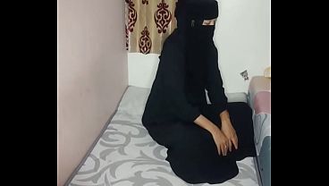 Gadis Bercadar Main Belakang Sama Sopir Pribadi, Nafsu Terlarang Di Balik Jilbab.