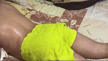 Mertua Montok Goyang Bokong Gede Bantu Mantu, Pijat Panas Malah Jadi Ajang Saling Nafsu