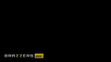 Lebih! Lebih! Lagi! Angel Youngs Di Brazzers, Ngentot Liarnya Bikin Makin Haus—crot Di Situs Resmi, Pakai Kode Xvpromo Biar Dapet Diskon.