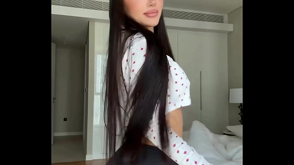 Goyangin Tubuh Bugilmu Yang Basah Keringatan, Cewek Arab Nakal, Bikin Kontol Muncrat!