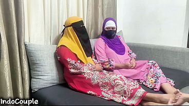 Nih Bokep Indo Terbaru, Cewek-cewek Lesbian Saling Jilat Memek Basah Kuyup.