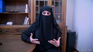 Kesepakatan Abad Ini, Ditutup Dengan Ngentot Crot Di Mulut Pelacur Hijab Arab – Lilimissarab