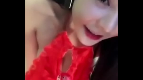 Cewek-cewek Cina Di Palma De Mallorca, Siap Digoyang Di Pantai, Bibir Merah Basah, Tubuh Panas Minta Digaruk.