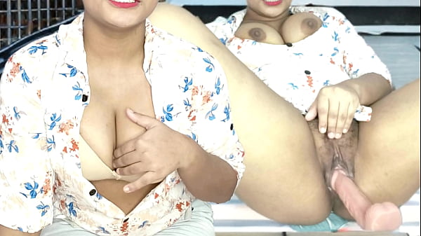 Besar Bokep Hot Cewek Urfi Mesin Squirt Kencing Muncrat Bareng Suara Hindi