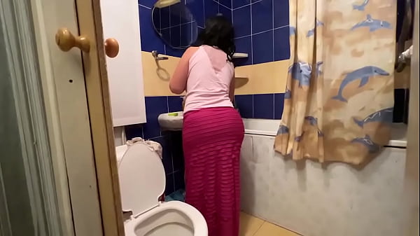 Ibu Siapin Lubang Pantatnya Biar Gw Entot Merah-merah.