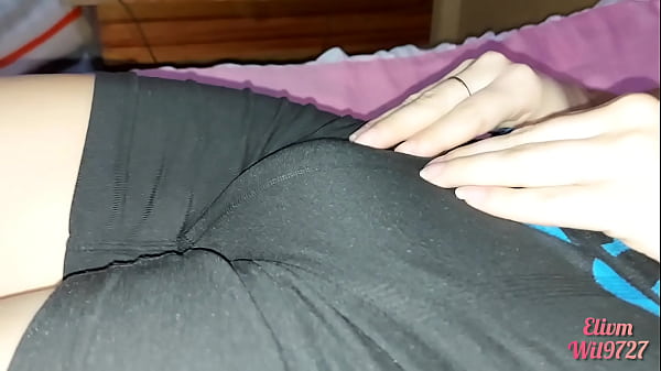 Istri Desiku Pake Lycra, Dia Buka Paha Depanku Sampe Keliatan Miss V-nya