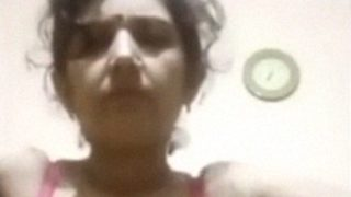 Aunty Sada Dari Bangalore Colmek Sambil Video Call, Keliatan Semua, Bikin Ngilu