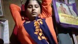 Fathima Bugil Menggoda Dengan Gaya Nakal Bikin Ngilu