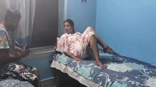 Ibu Rumah Tangga Bersuami Jadi Pelacur Panas Buat Kakak Tiri, Ngentot Sange Di Film Bangla.