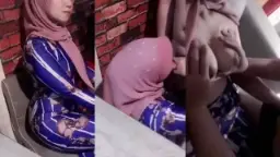Jilbab Ngeces Ngabisin Kontol Bos Di Kantor, Viral Abis!