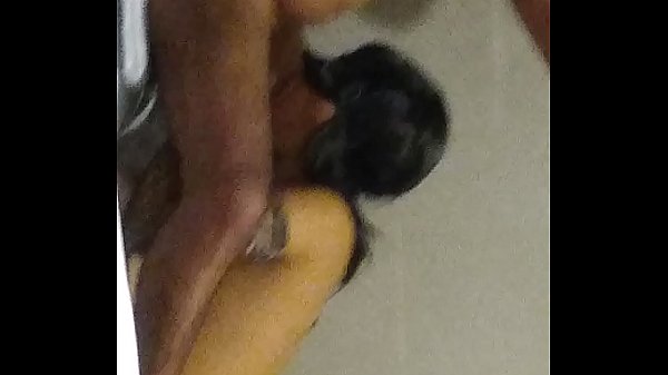 Neha Nyepong Kontol Abang Tirinya Pas Mandi, Suara Desahan Basah Bikin Makin Erotis
