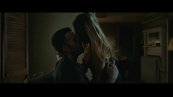 Blake Lively Di The Town (2011) Bikin Meki Basah Kuyup, Goyangannya Bikin Kontol Berdiri Tegak