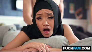 Nih Bos, Tante Berjilbab Dikenalin Budaya Barat Yang Bikin Makin Basah Sama Jade Kimiko Dan Parker Ambrose.
