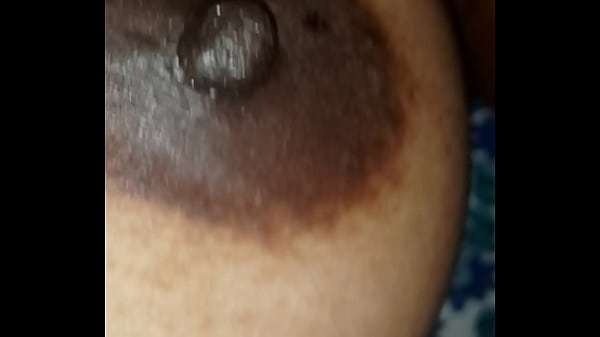 Desi Bhabi Lagi Digoyang Temen Suami Di Ranjang, Makin Liar Makin Nikmat.