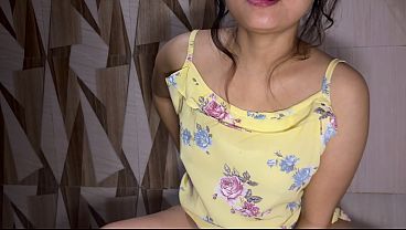 Keseharian Cewek India Bontot Gede Bebersih Memek Dan Ngocok Pipis. (a.i)