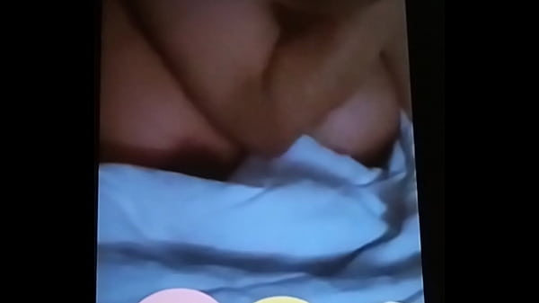 Bini Arab Pamer Tetek Gede Ke Bocah Desi Di Dubai, Bikin Makin Liar.