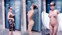 Mei Fifi Batik Basah Joget Panas, Crot Di Lantai Sambil Goyang Gila-gilaan.