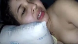 Nggak Punya Ampun, Si Pacar Ngewein Cewek Kathmandu Habis-habisan Di Video Sex Cewek Nepal.