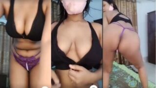 Telanjang Bugil, Cewek Desi Goyang Erotis Demi Menangin Game Online, Bikin Kontol Tegang!