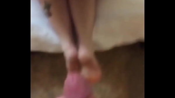 Ceweknya Dimuntahin Kontol Sampai Muncrat, Video Amatir Paling Hot