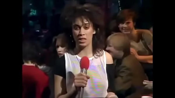 Eurythmics – Konser 1983, Bikin Crotan Sampai Basah!