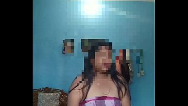 Tonton Video Hot Ibu Tiri Desi India Genjrang-genjreng Mulai Godain Anak Tiri.