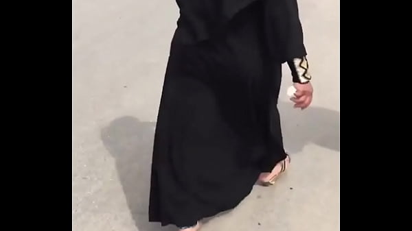 Duduk Manis Di Atas Muka, Biar Lidahku Yang Kerja, Sampai Kamu Meraung Puas.